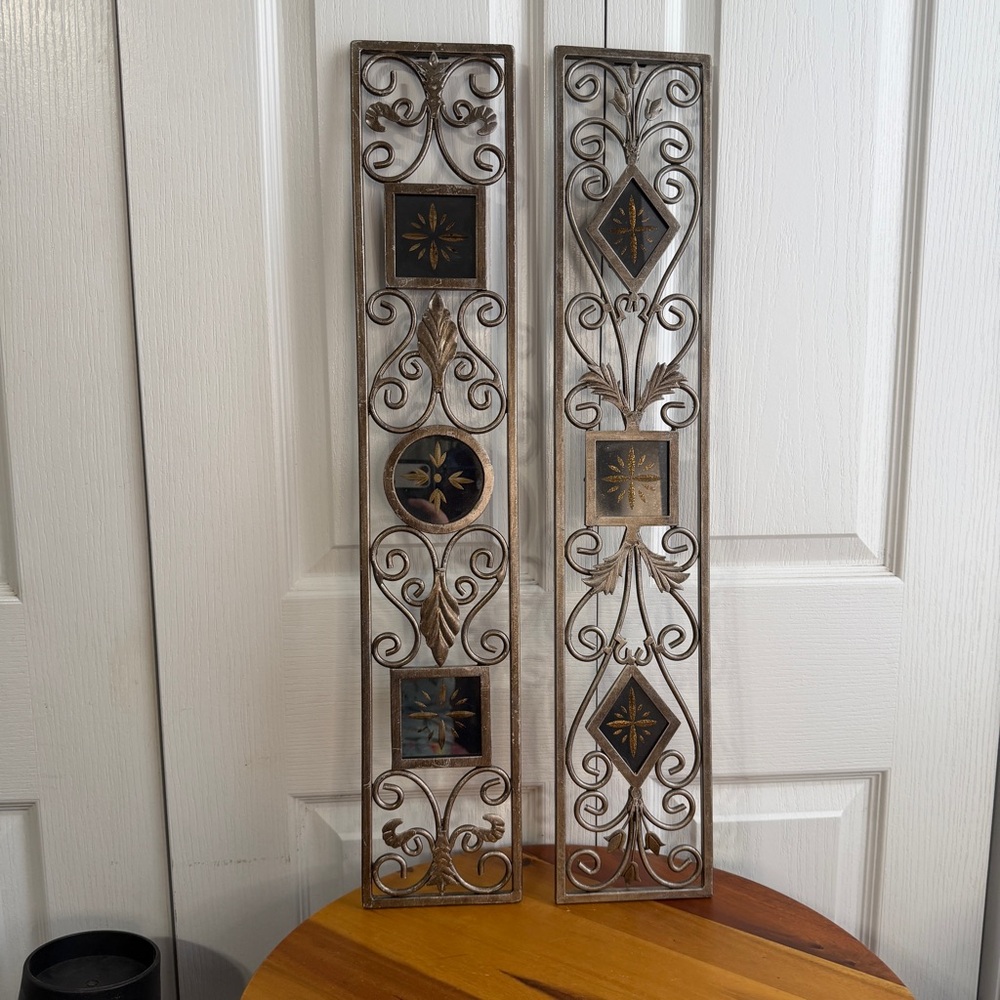 Metal wall hanger grilles lot of 2 indoor outdoor